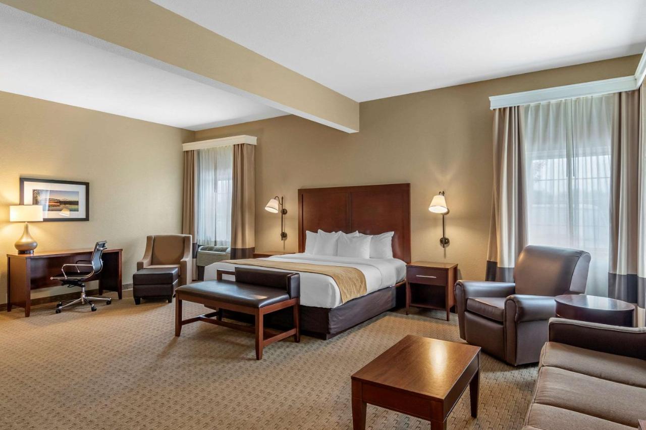 Comfort Inn Warrensburg Station Eksteriør billede