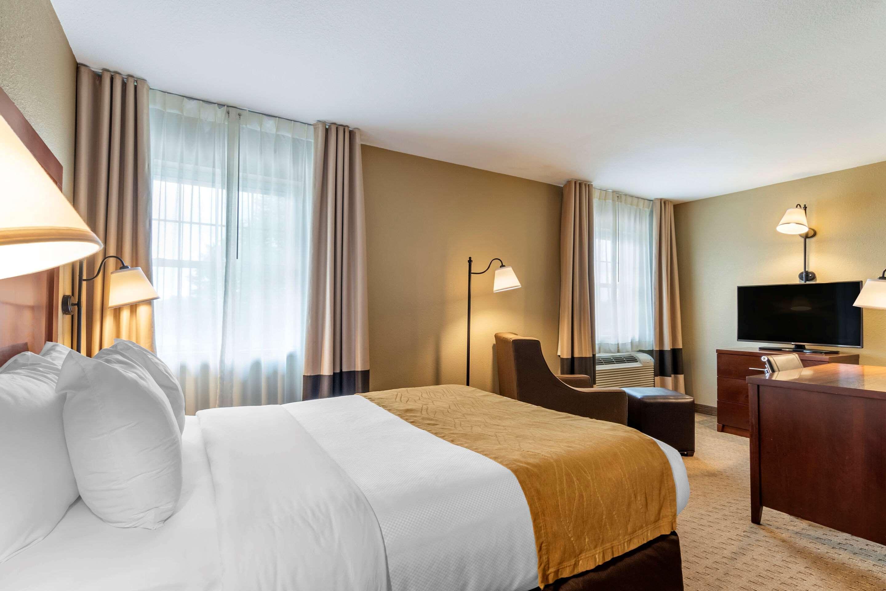 Comfort Inn Warrensburg Station Eksteriør billede
