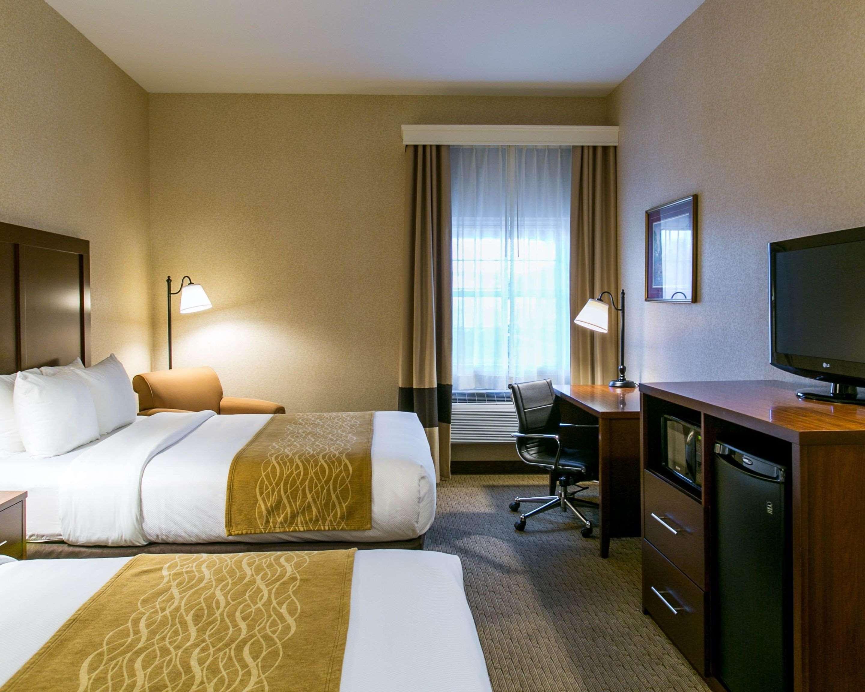 Comfort Inn Warrensburg Station Eksteriør billede