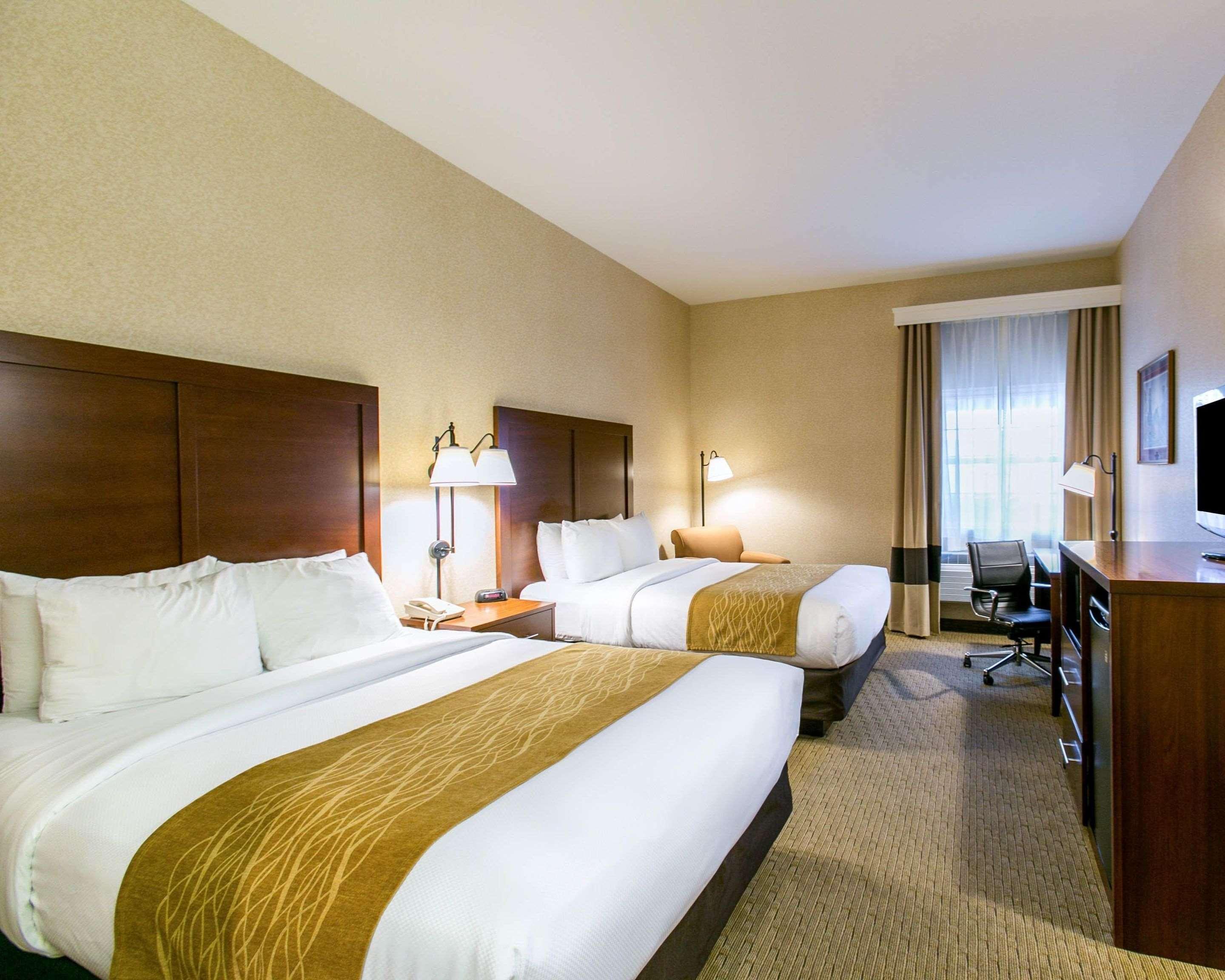 Comfort Inn Warrensburg Station Eksteriør billede