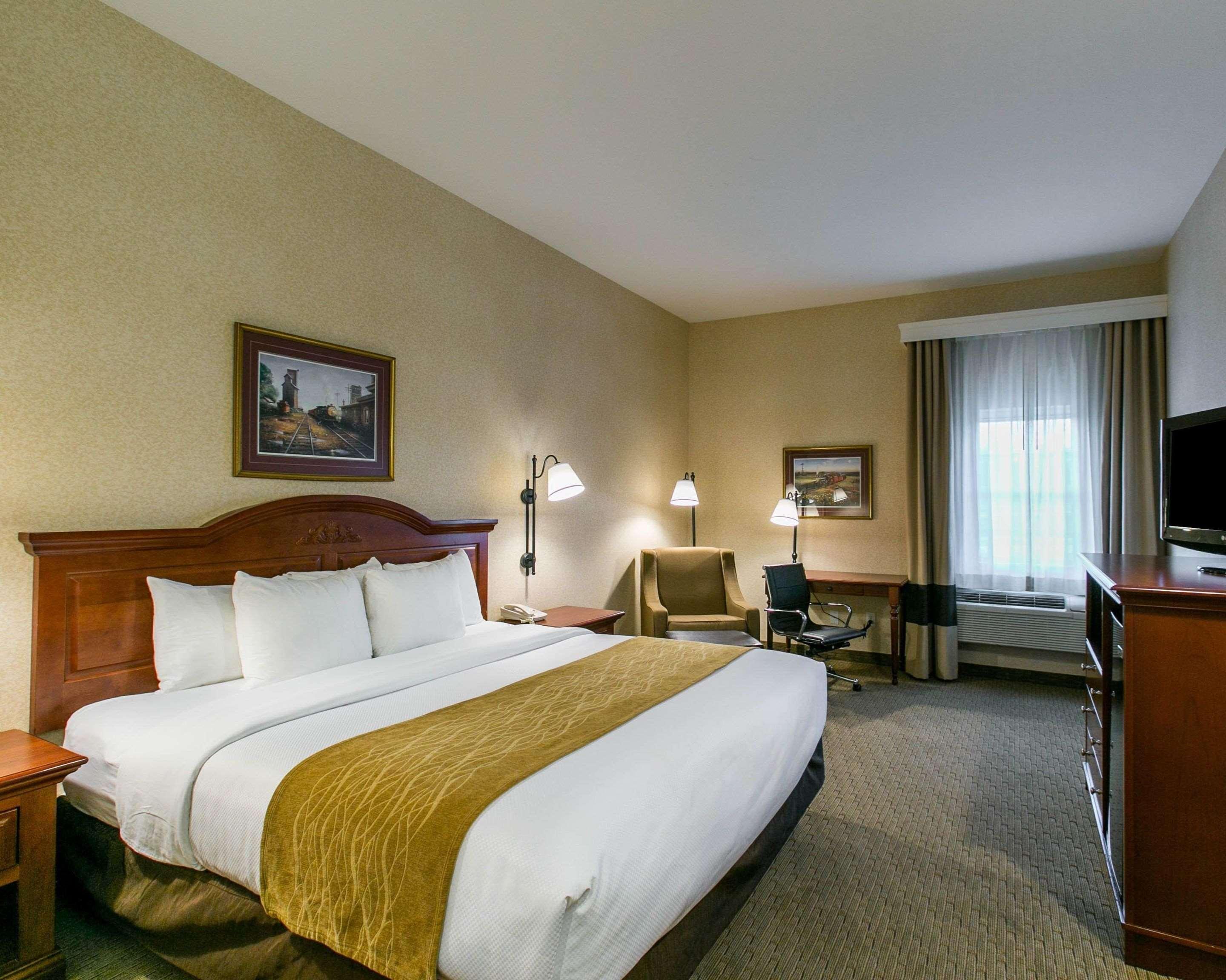 Comfort Inn Warrensburg Station Eksteriør billede