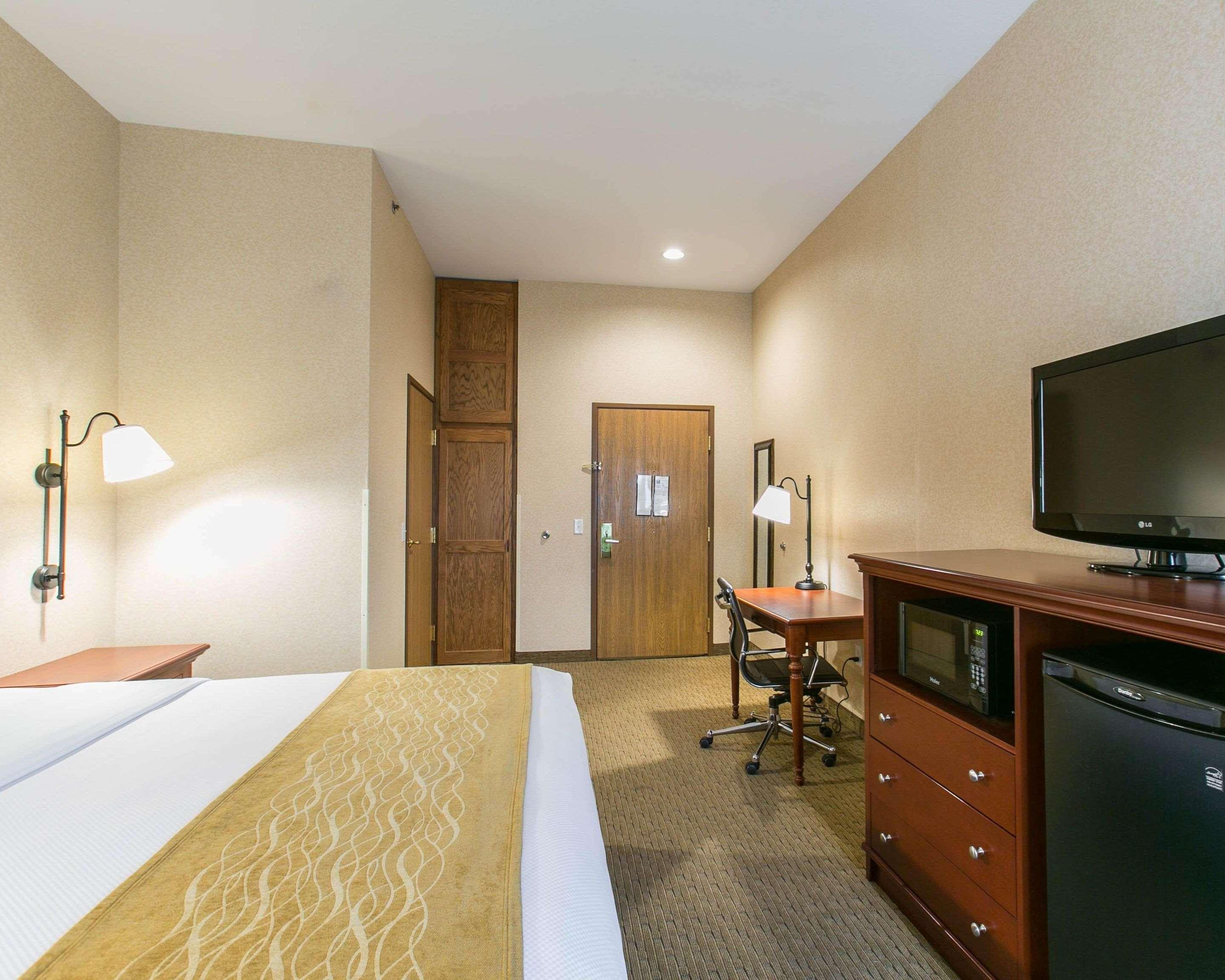 Comfort Inn Warrensburg Station Eksteriør billede