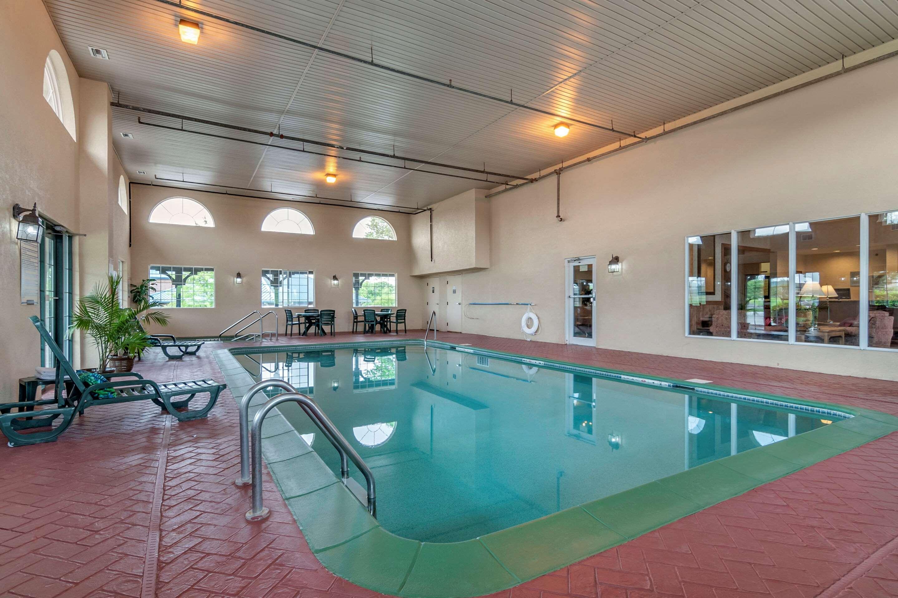 Comfort Inn Warrensburg Station Eksteriør billede