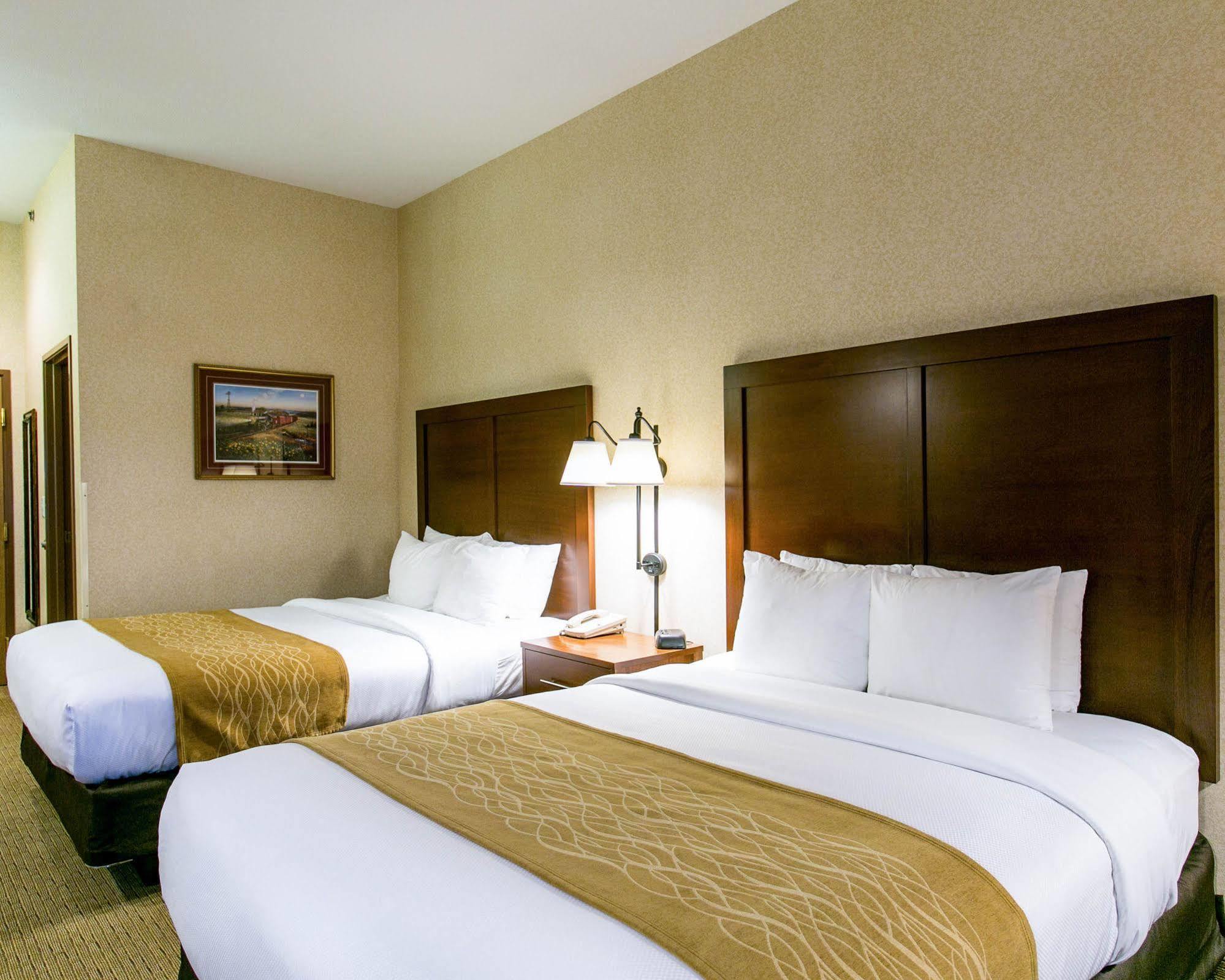 Comfort Inn Warrensburg Station Eksteriør billede